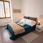 Appartament Apartment La Spezia